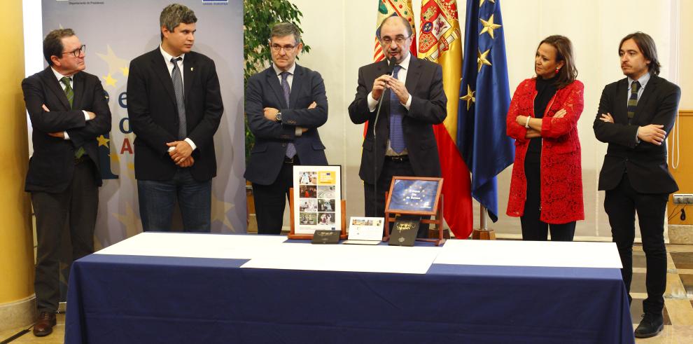 Lambán avanza la constitución de un archivo virtual de Sijena que reunirá toda la documentación de Aragón vinculada con la Corona de Aragón