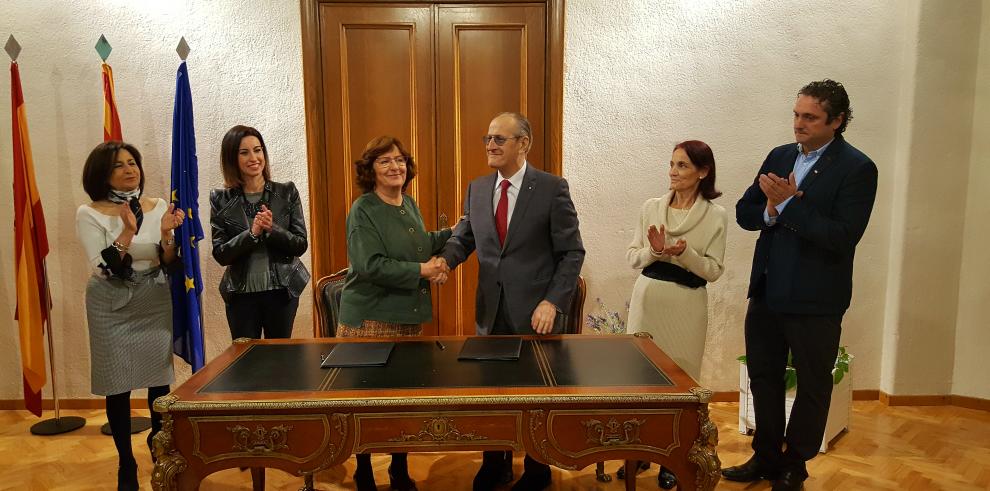 Ejea estrena un punto de encuentro familiar del Gobierno de Aragón gestionado por Cruz Roja