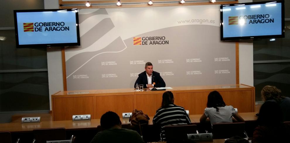 Lambán ha comparecido ante el pleno de las Cortes más veces que ningún otro presidente de Aragón 