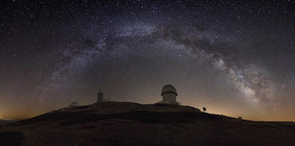 Publicados los primeros resultados de J-PLUS, el cartografiado del cielo que se realiza desde el Observatorio Astrofísico de Javalambre (Teruel)