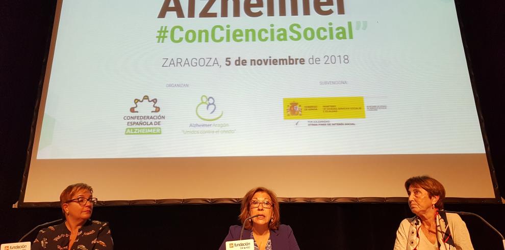 Ventura: "Aragón aborda el Alzheimer desde la perspectiva de la cronicidad, con un plan personal que presta especial atención a los cuidadores"