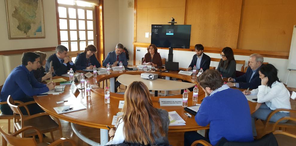 Reunión de la Comisión Interdepartamental para abordar el plan de Retorno del Talento Joven Aragonés 2018-2022