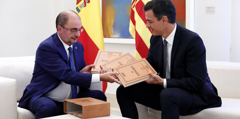 Lambán arranca un compromiso del Gobierno central con el Corredor Cantábrico-Mediterráneo, cuyo calendario se concretará en la reunión del próximo día 23