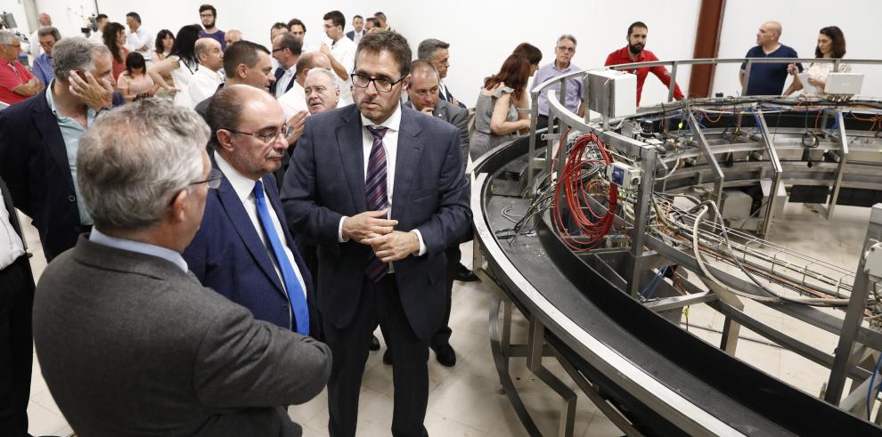 El Presidente de Aragón inaugura la incubadora más moderna del sur de Europa en San Esteban de Litera