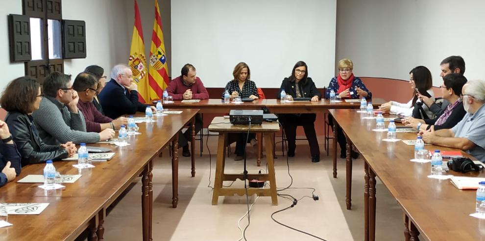 Mayte Pérez: “La escuela rural aragonesa es un referente y una absoluta prioridad para el Departamento de Educación”