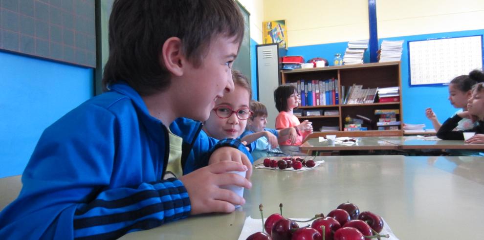 El programa de consumo de leche en la escuela triplicará el número de centros participantes el próximo curso