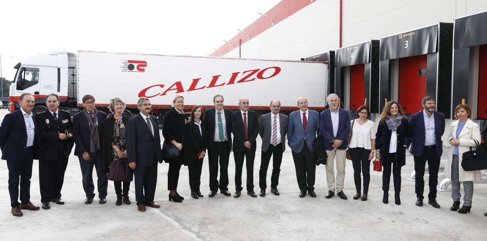 Lambán inaugura la ampliación de las instalaciones de Transportes Callizo que abre una nueva planta en la Plataforma Logística PLHUS de Huesca