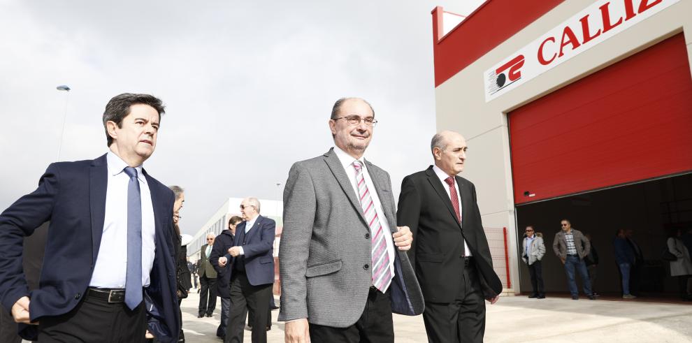 Lambán inaugura la ampliación de las instalaciones de Transportes Callizo que abre una nueva planta en la Plataforma Logística PLHUS de Huesca