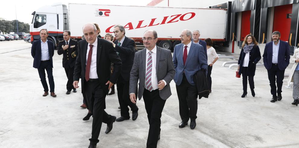 Lambán inaugura la ampliación de las instalaciones de Transportes Callizo que abre una nueva planta en la Plataforma Logística PLHUS de Huesca