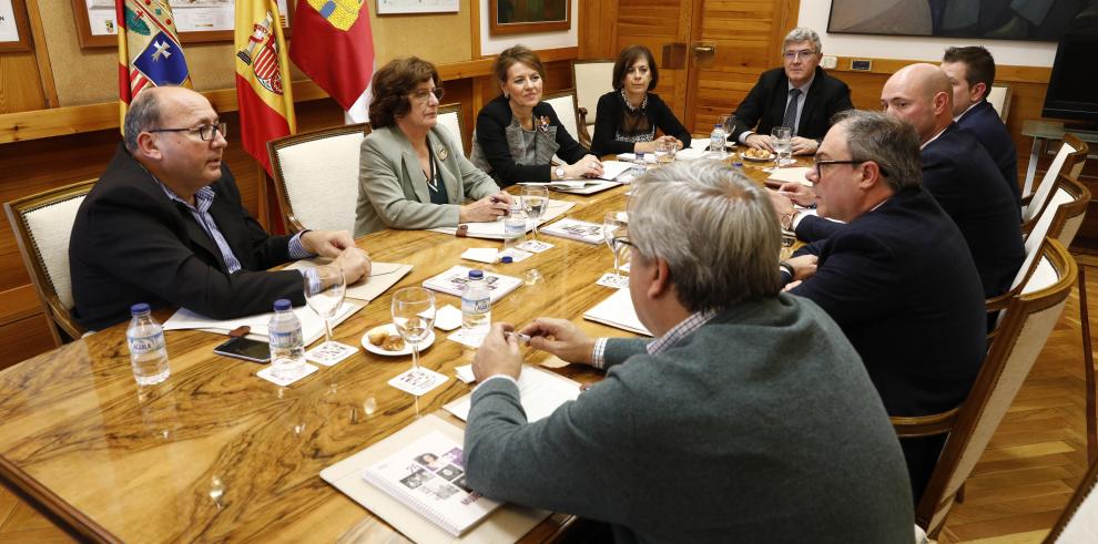 Castilla-La Mancha toma como ejemplo la Ley de Concertación Social de Aragón