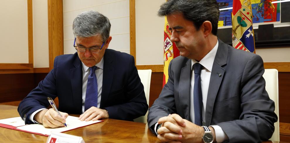 El Gobierno de Aragón aporta más de 2,5 millones al Ayuntamiento de Huesca para el cuartel Sancho Ramírez