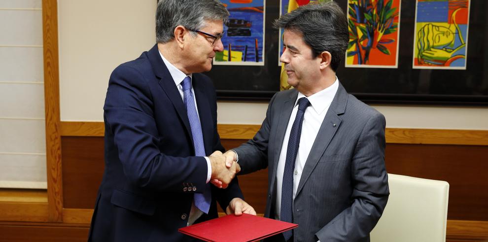 El Gobierno de Aragón aporta más de 2,5 millones al Ayuntamiento de Huesca para el cuartel Sancho Ramírez