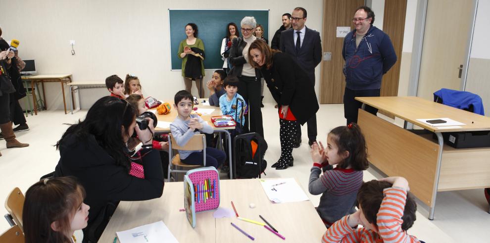 Mayte Pérez: “Hoy es un gran día para la educación pública aragonesa, un día de estreno para más de 600 familias”