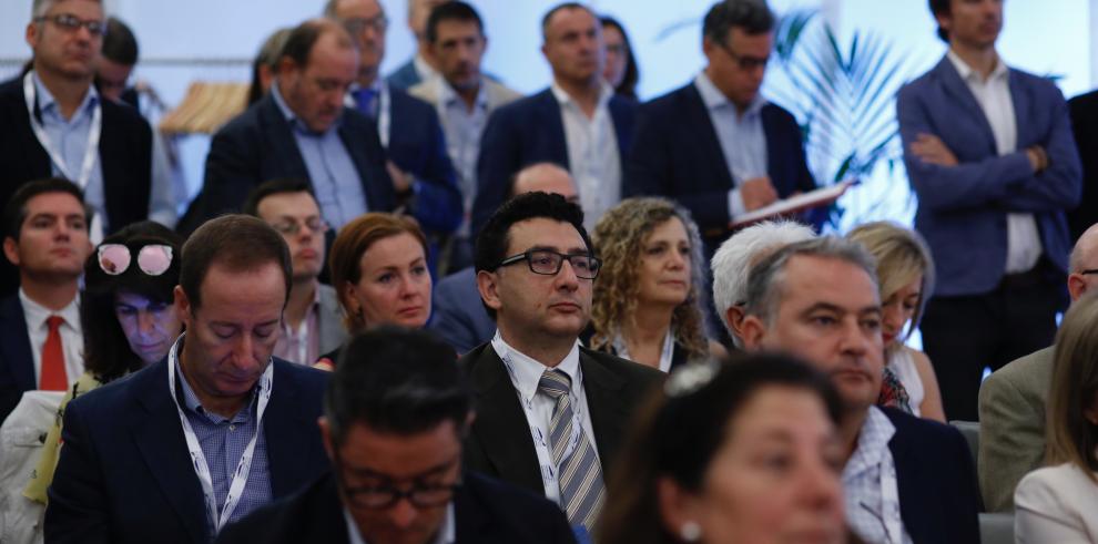 Más de 400 asistentes en la primera jornada del Encuentro de delegados de Aragón Exterior