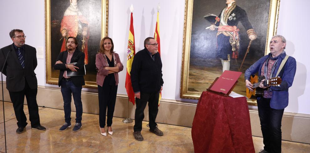 Mayte Pérez: “Gonzalo Tena es un artista callado, discreto y absolutamente prestigiado que ha hecho de la pintura un fin en sí mismo”