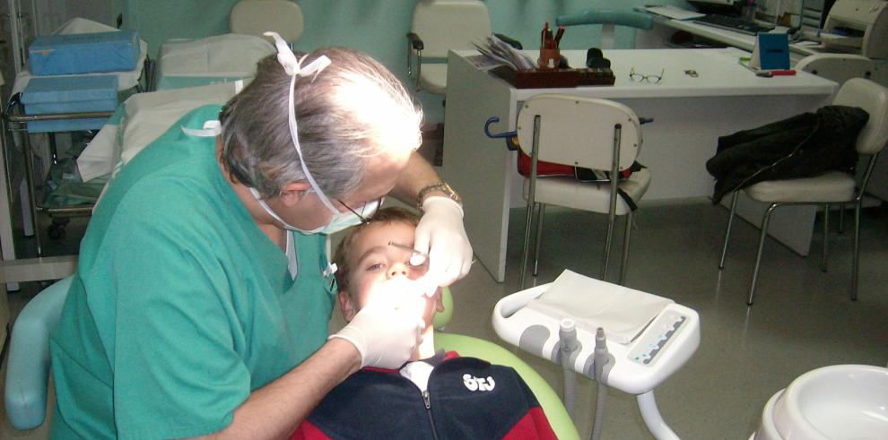 El 90% de los participantes en el Programa de Atención Bucodental Infantil y Juvenil está muy o bastante satisfecho con el servicio