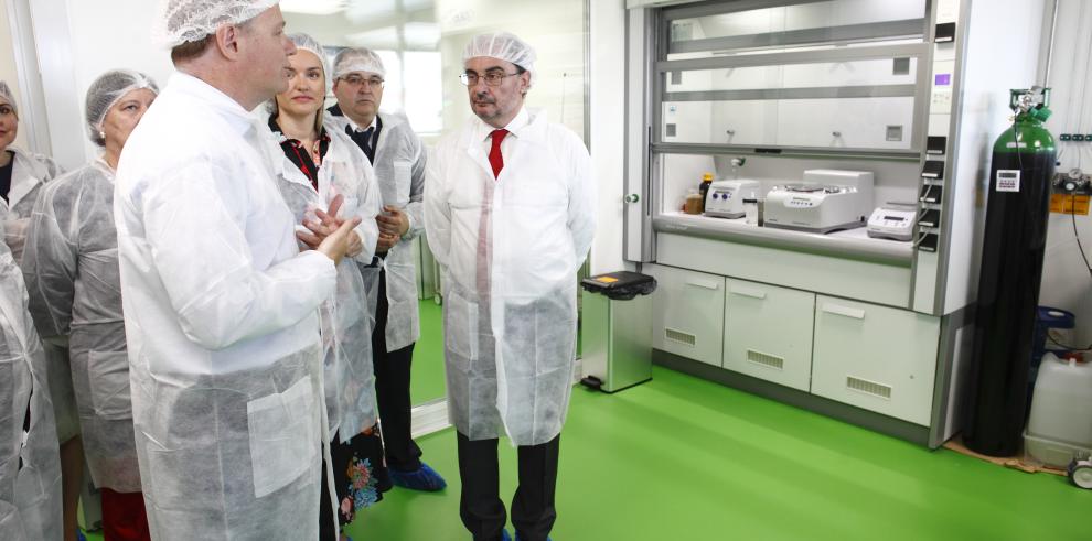 Lambán inaugura las nuevas instalaciones de investigación, desarrollo y producción de productos de diagnóstico molecular de CerTest Biotec