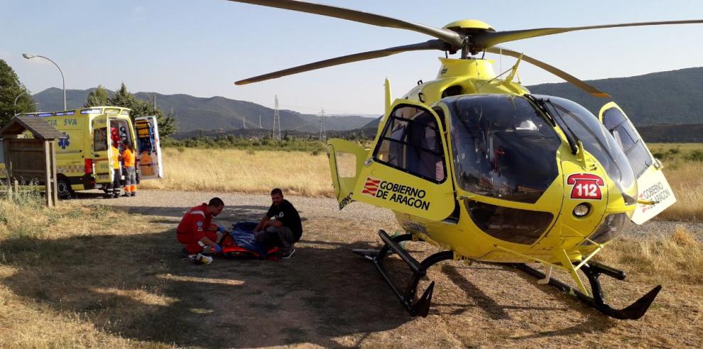 El helicóptero del 112 Aragón ha realizado hoy tres servicios, dos de ellos por rescates de montaña