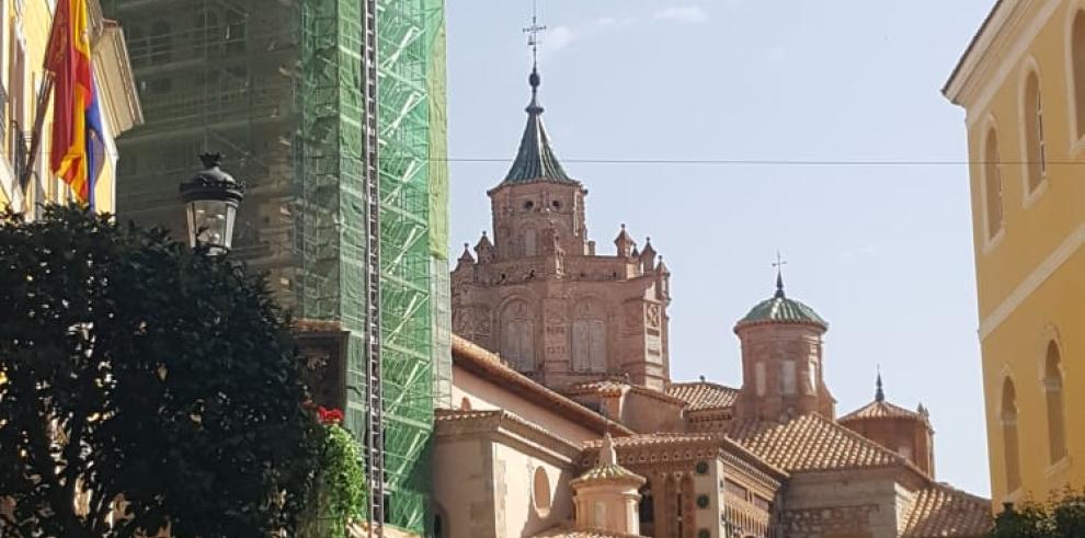 Impulso a la segunda fase de las obras de rehabilitación de la torre de la catedral de Teruel