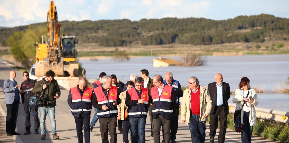 Lambán descarta “por el momento” la evacuación de ningún municipio