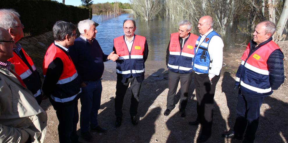 Lambán descarta “por el momento” la evacuación de ningún municipio