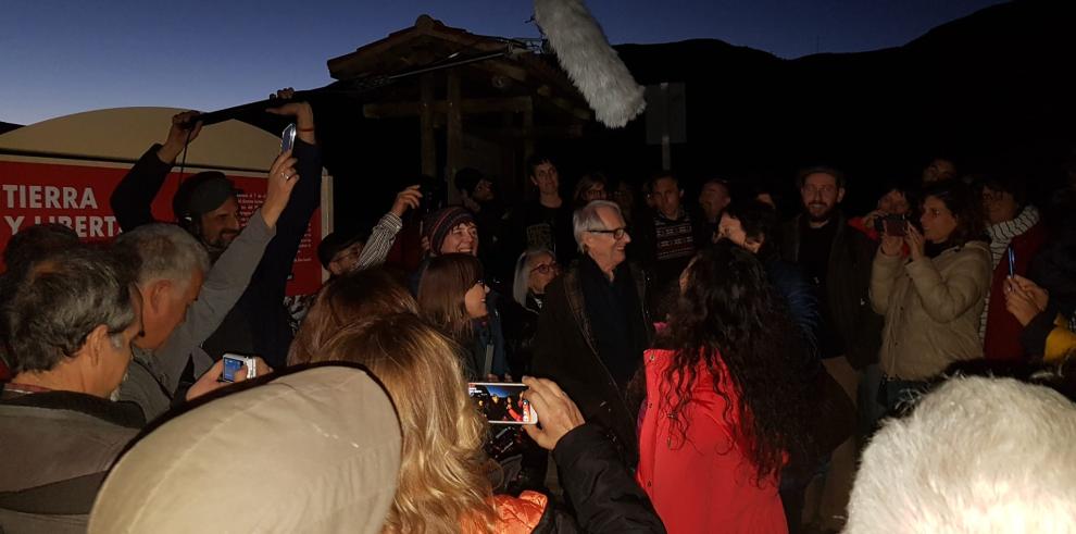 Ken Loach se reencuentra en Mirambel con el elenco y las localizaciones de su aclamada película “Tierra y libertad” (INCLUYE UN PÁRRAFO EMBARGADO)