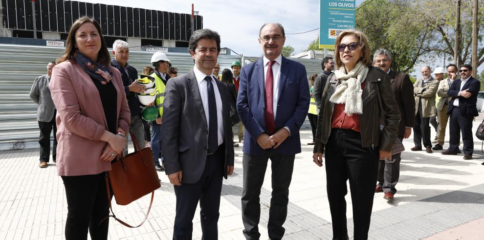 El Presidente de Aragón avanza que tras la construcción del futuro centro de salud de “Los Olivos” se organizará el nuevo mapa sanitario de Huesca