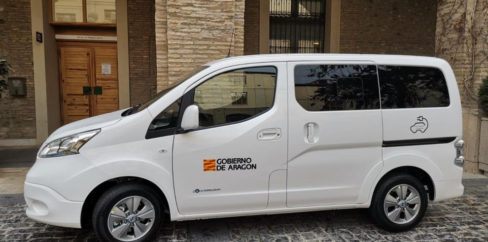 El Departamento de Hacienda adquiere el primer vehículo eléctrico para el parque móvil autonómico