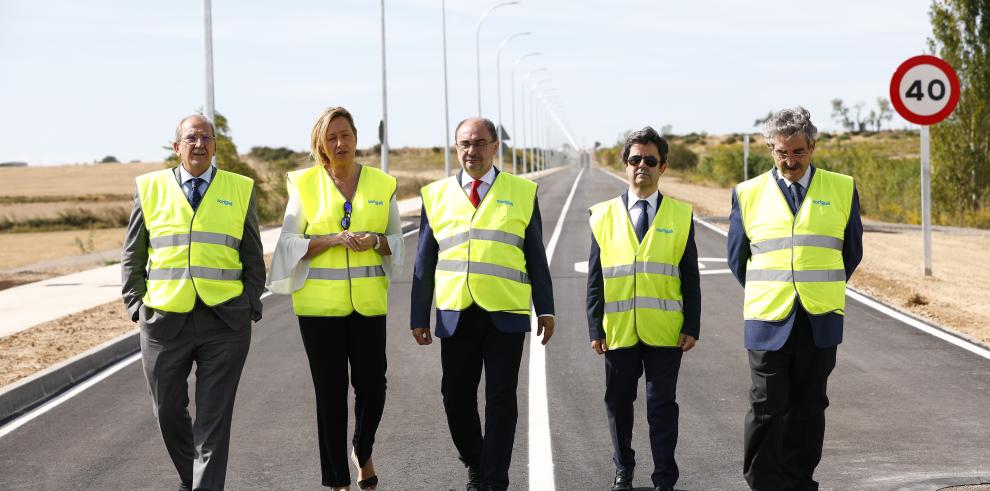 La inminente apertura de un vial acerca la plataforma logística a la ciudad y la salida a la autovía 