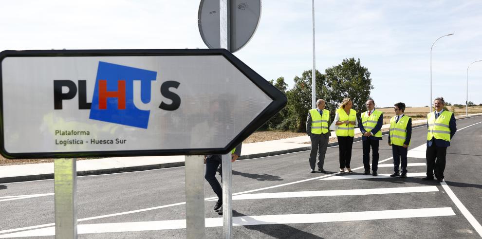 La inminente apertura de un vial acerca la plataforma logística a la ciudad y la salida a la autovía 