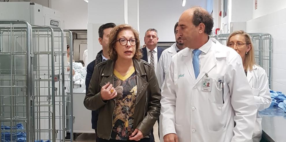 El Hospital Clínico estrena su nueva lavandería y lencería, que podrá gestionar hasta tres millones de kilos de ropa al año