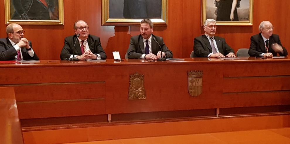 Soro recibe la Medalla de la Academia Aragonesa de Gastronomía