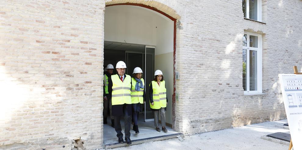 Lambán visita las obras de las nuevas instalaciones del Centro de Rehabilitación Psicosocial Nuestra Señora del Pilar, que encaran la recta final