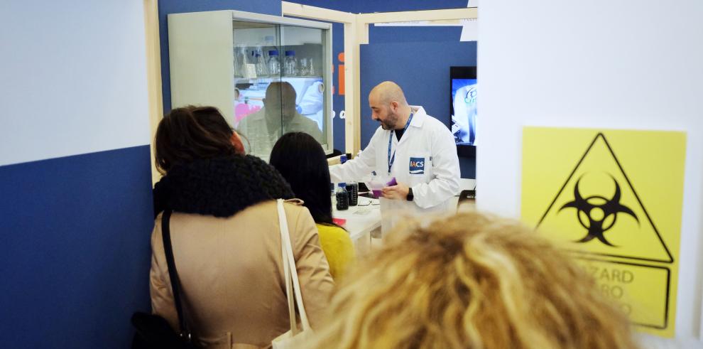 El Instituto Aragonés de Ciencias de la Salud promueve la ciencia inclusiva con la reproducción de cinco de sus laboratorios en Etopia