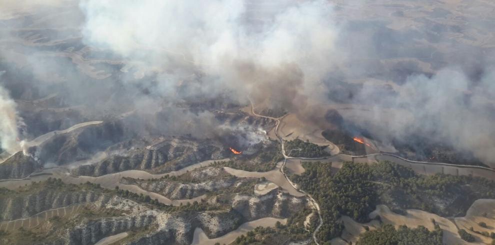 El CECOP no prevé que el incendio de Perdiguera y Leciñena pueda afectar a los núcleos urbanos