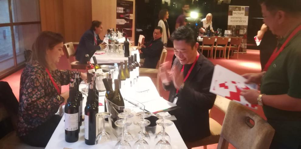 Importadores de Malasia y Singapur descubren las bodegas aragonesas de la mano de Arex 