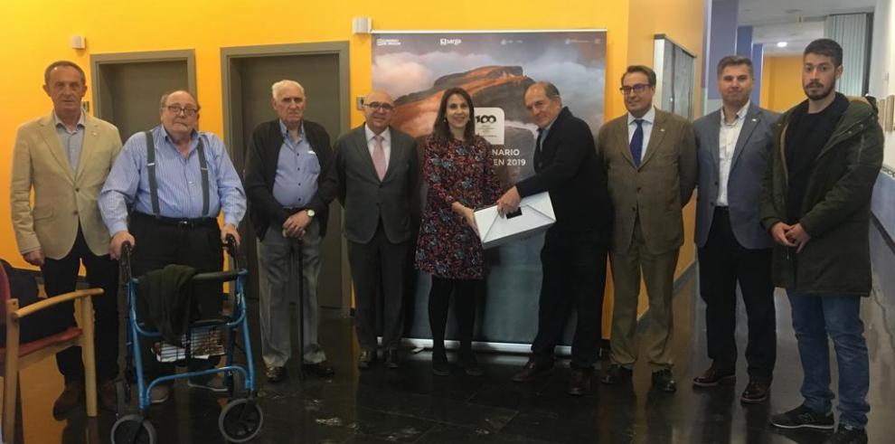 Continúa en Zaragoza la entrega de donaciones de ARAPARDA a residencias de mayores con motivo del Centenario de Ordesa y Monte Perdido 