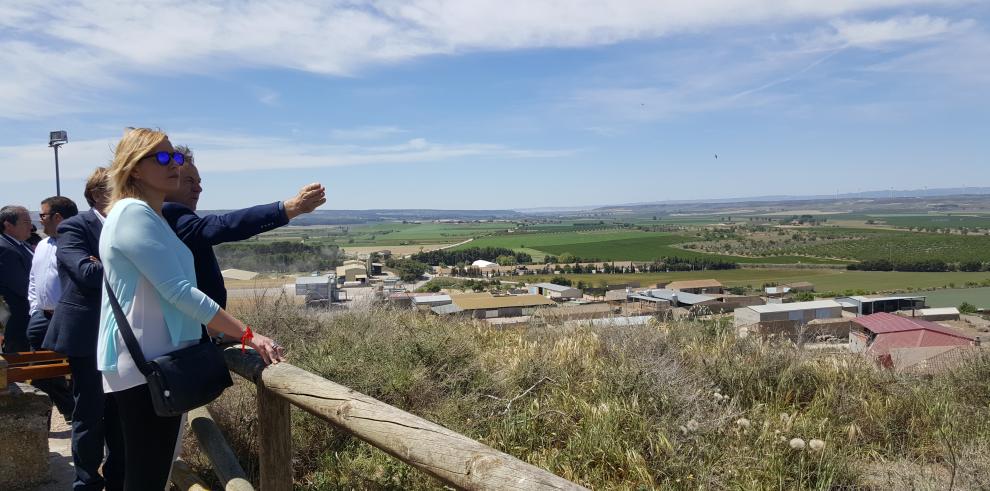 Marta Gastón celebra San Isidro junto a los vecinos de Almudévar