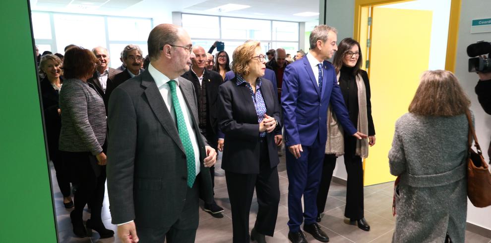 El presidente de Aragón inaugura el nuevo centro de salud de Binéfar que triplica el espacio y recoge mejoras asistenciales ante el notable crecimiento de la población en la Litera