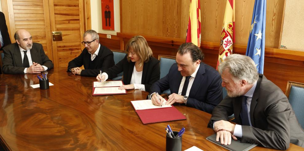 El Gobierno de Aragón y el Colegio Oficial de Ingenieros Técnicos en Telecomunicaciones se unen para trabajar por el desarrollo de las TIC