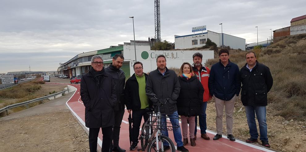 Inaugurado el primer carril bici metropolitano que conecta La Puebla de Alfindén con el polígono industrial Malpica 