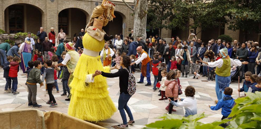 Más de 10.000 personas han disfrutado de la festividad de San Jorge en el Edificio Pignatelli