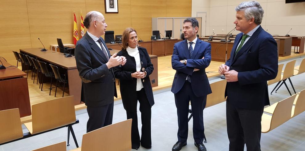 El Gobierno de Aragón instala una Cámara Gesell para aumentar las garantías procesales y la seguridad jurídica de los menores