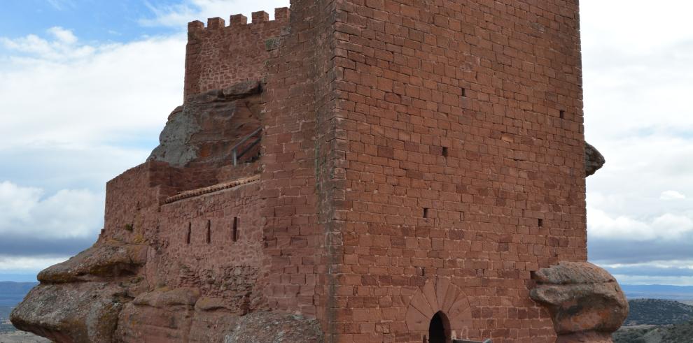 Comienzan los trabajos de la mejora y conservación del Castillo de Peracense