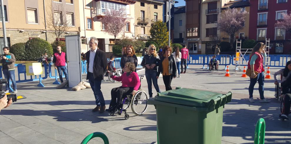 Jaca se convierte por un día en la capital aragonesa de los derechos del consumidor