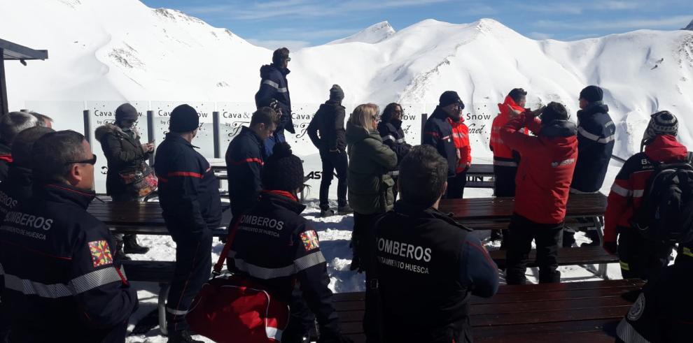 Jornada técnica para analizar actuaciones ante posibles emergencias en las pistas de esquí de la Jacetania