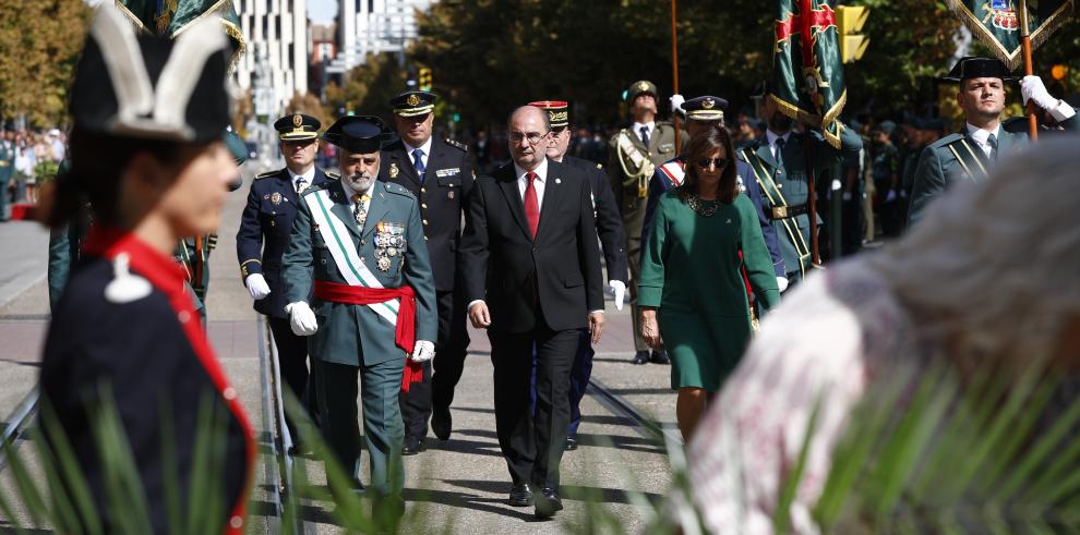 Lambán preside los actos conmemorativos del 175 aniversario de la Guardia Civil en Zaragoza agradeciendo que  Aragón sea una de las zonas más seguras del mundo