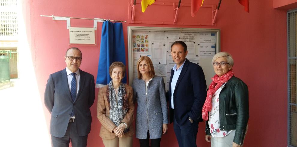 Los alumnos del colegio Margarita Salas rinden homenaje a la investigadora que da nombre a su colegio