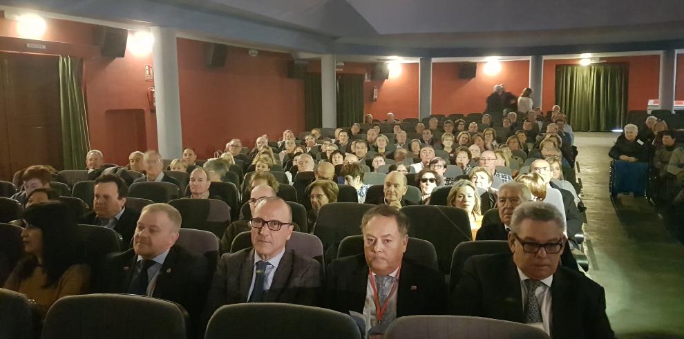 Felipe Faci entrega la medalla de oro de Borja al IES Juan de Lanuza por su 50 aniversario 