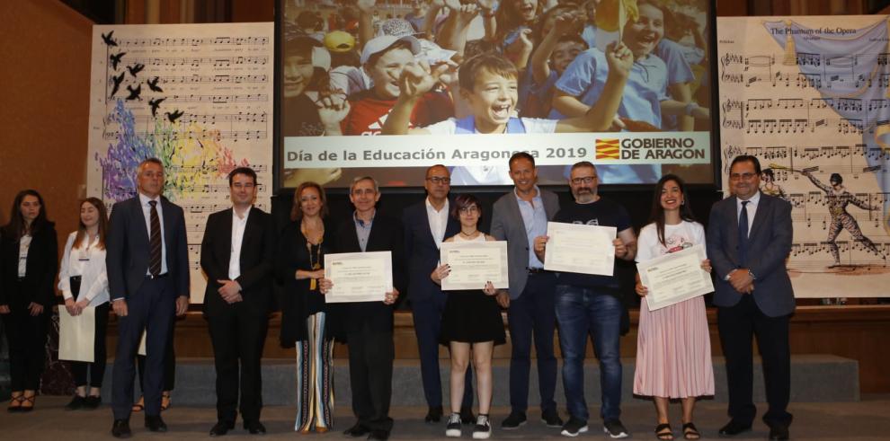 El Gobierno de Aragón reconoce la excelencia y el compromiso de la comunidad educativa en el Día de la Educación Aragonesa